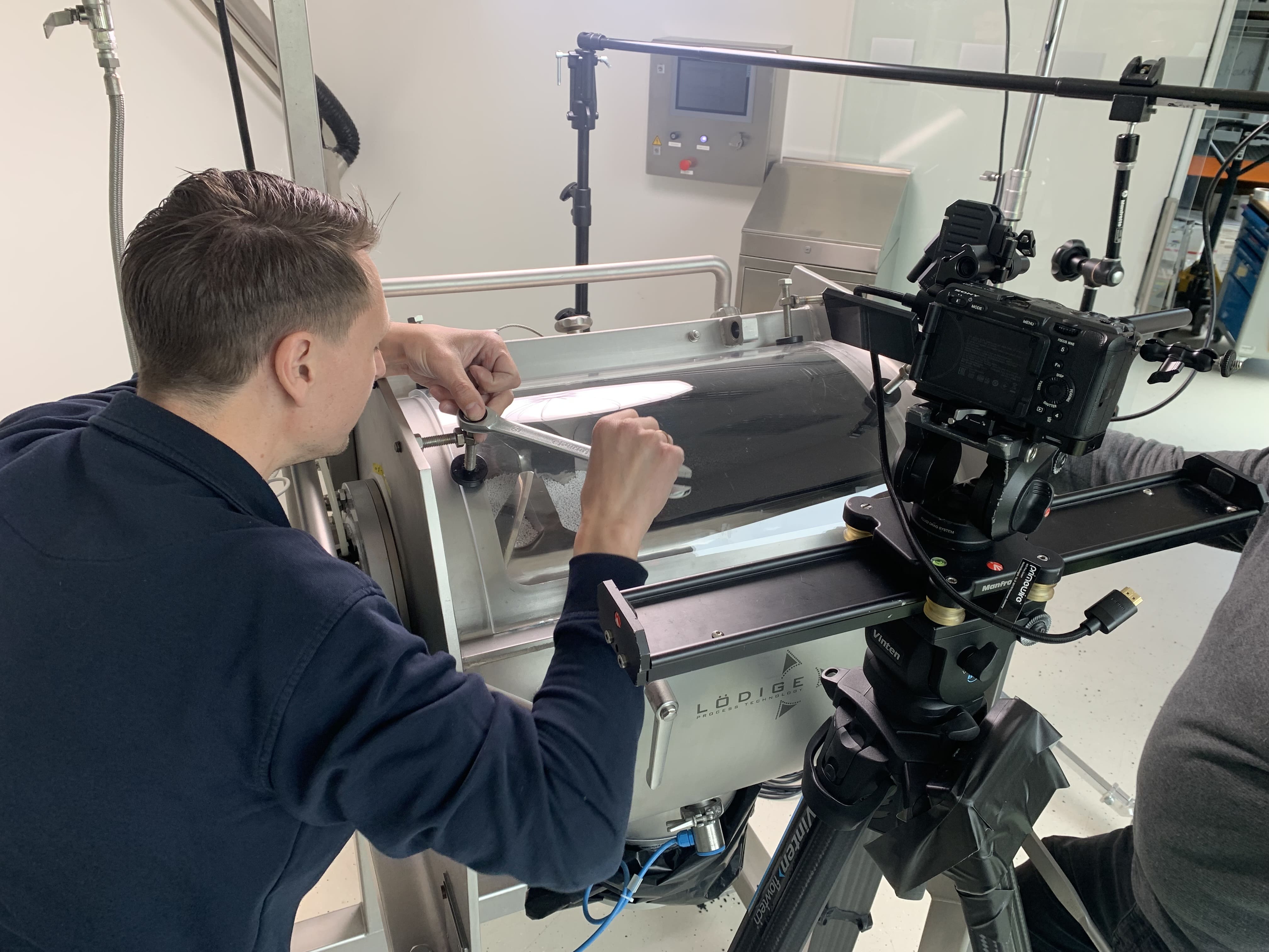 Videoaufnahme an einer Maschine von Lödige Maschinenbau